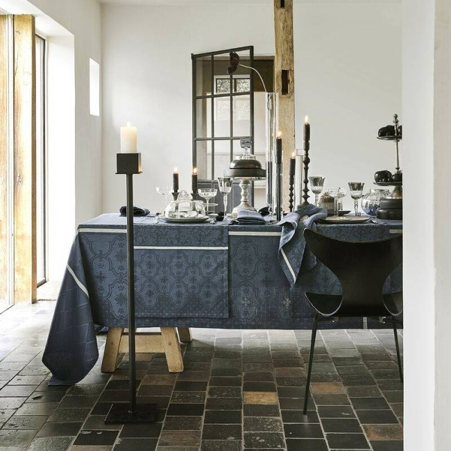 Nappe Armoiries Lin Céruléen, Le Jacquard Français