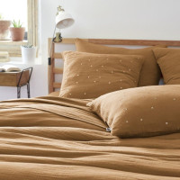 Taie d'oreiller Gaze de coton Gaïa Chic Camel, L'effet papillon Taie d'oreiller Gaze de coton Gaïa Chic Camel, L'effet papillon