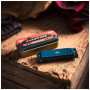 Harmonica de Camping, Gentlemen's Hardware
