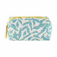 Trousse Bella Dream, Derrière la porte