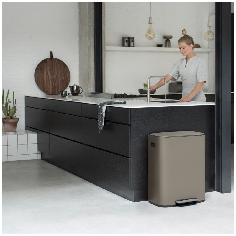 Achat poubelle Bo à pédale 60L, Brabantia