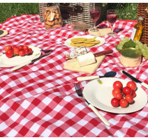 Nappe carrée carreaux rouges, Les Jardins de la comtesse