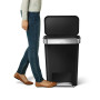 Poubelle rectangulaire à pédale en plastique 45 L, simplehuman