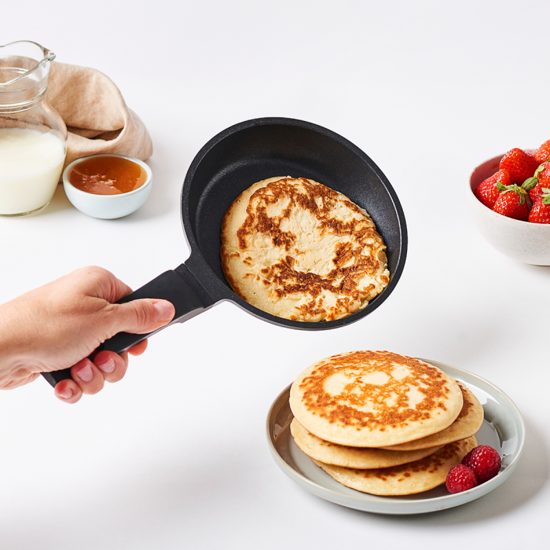 Acheter poêle à pancakes et blinis à induction 14 cm de Mastrad