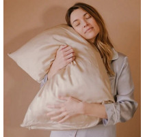 Taie d'Oreiller en Soie 65 x 65 cm Champagne, Emily's Pillow