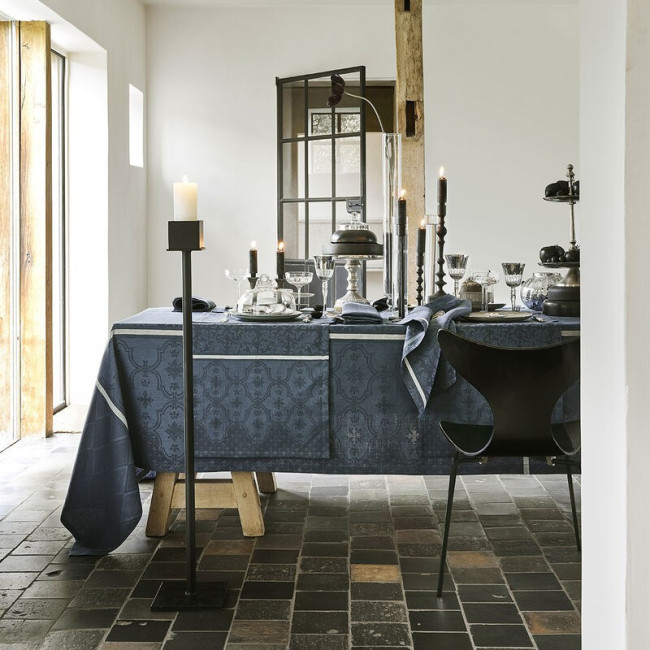 Nappe Armoiries Lin Céruléen, Le Jacquard Français