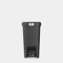 Poubelle à pédale StepUp Dark Grey, Brabantia