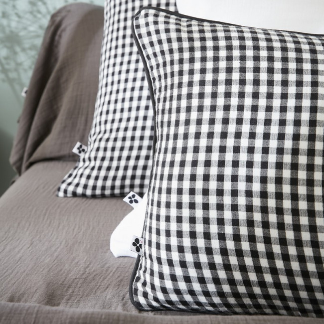 Coussin 45 x 45 cm Vickie Truffe, L'Effet papillon
