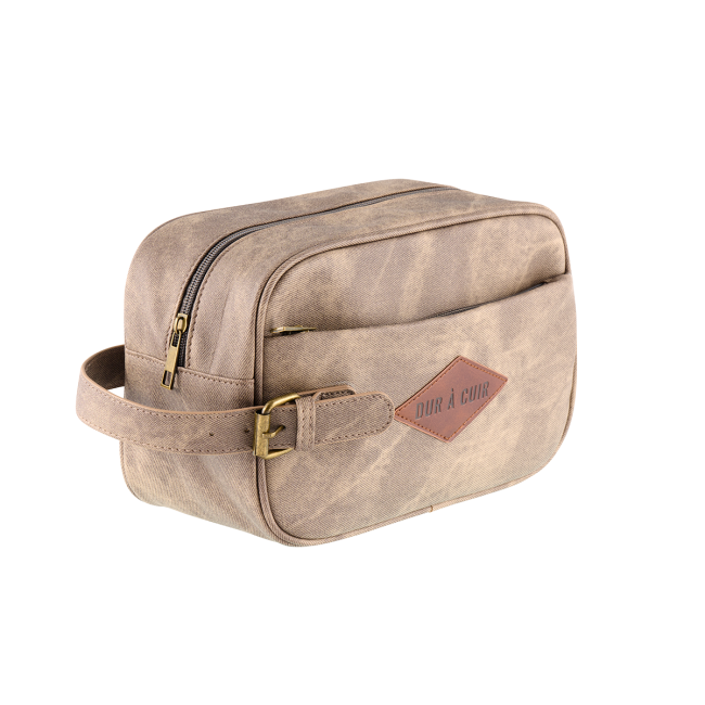 Trousse de toilette Dur à cuire, Derrière la porte