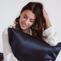 Taie d'Oreiller en Soie 51 x 76 cm Bleu Nuit, Emily's Pillow