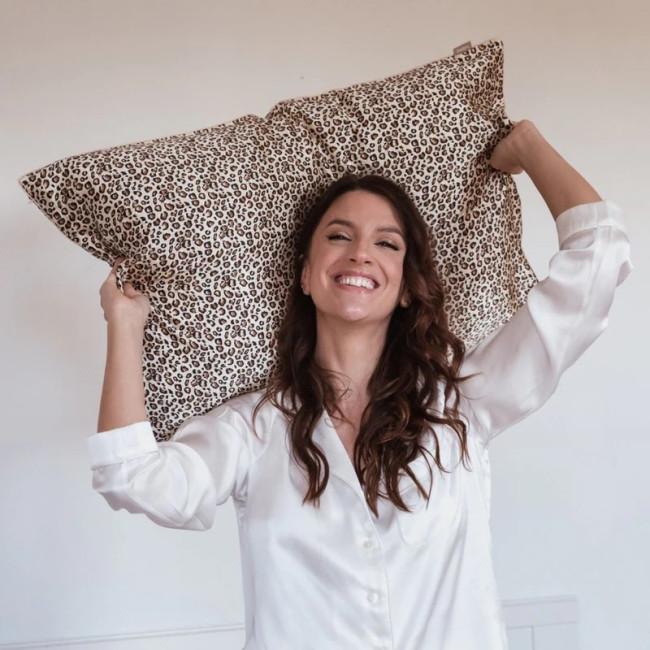 Taie d'Oreiller en Soie 51 x 76 cm Léopard, Emily's Pillow