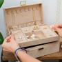 Boîte à Bijoux Louise Velours Beige, Maison Scarlett