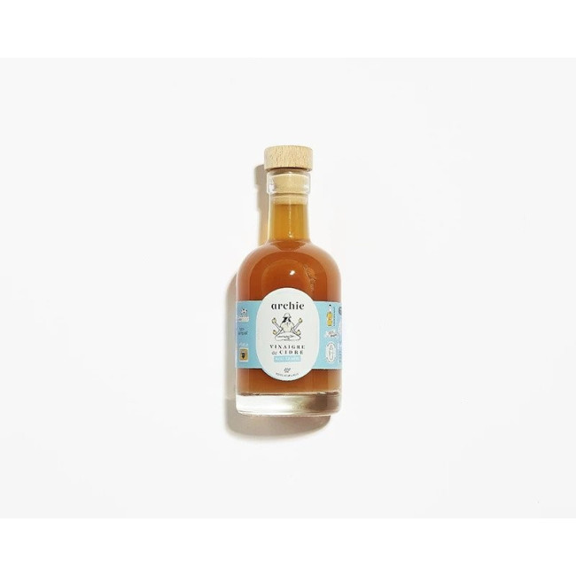 Archie Brut Vinaigre de cidre et sa mère, Archie