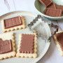 Découpoir et moule pour Biscuits School, ScrapCooking