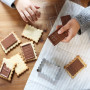Découpoir et moule pour Biscuits School, ScrapCooking