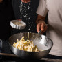 The Wok avec Couvercle, Atma