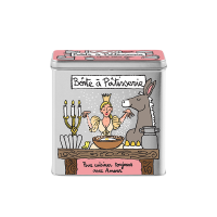Boîte à Pâtisserie Peau d'Âne, Derrière la porte