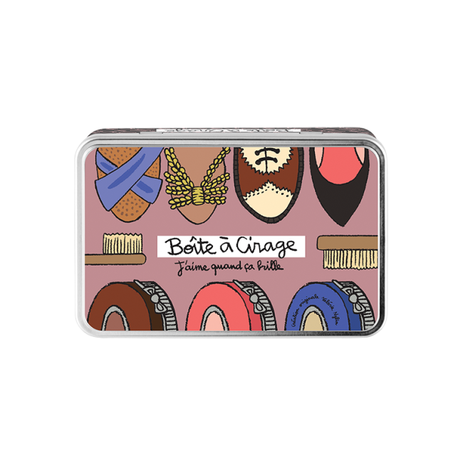 Boîte à Cirage Femme qui Brille, Derrière la porte